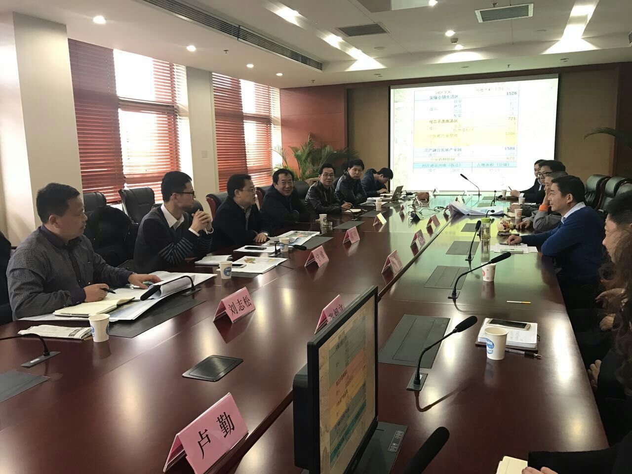 1488786514124059389.jpg mmexport1488785872974.jpg